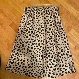 Leopard print satin midi skirt